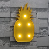 Parti Yıldızı - LED PANO IŞIK ANANAS DEKORLU